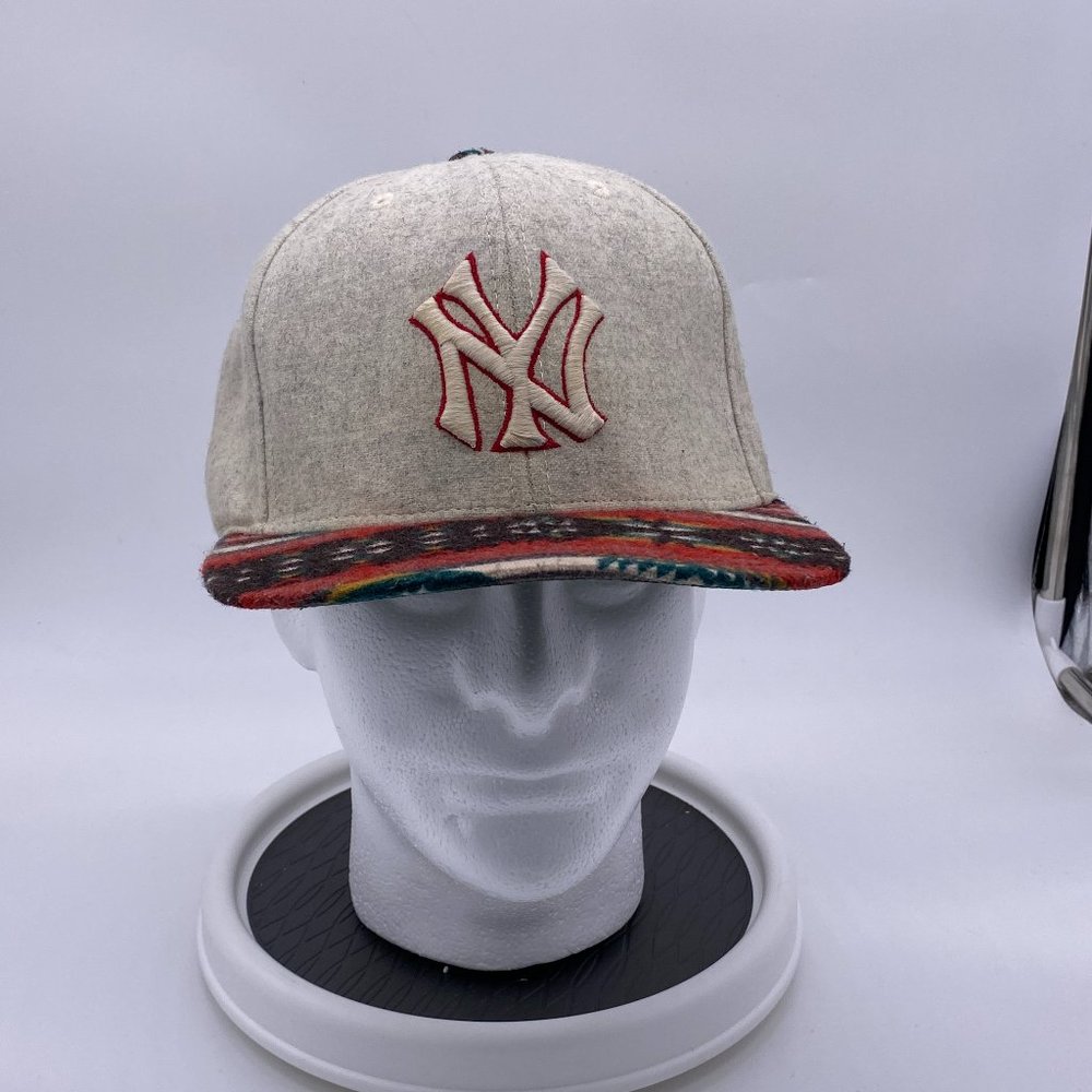 New York Yankees Vintage Aztec Style Snapback